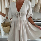 Vestido corto de mujer con escote fruncido y manga abullonada - Céline
