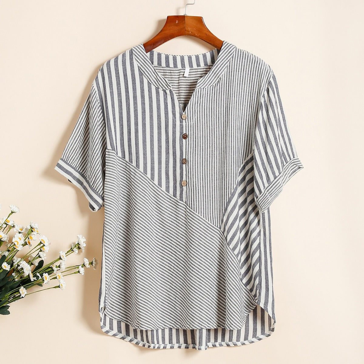 Blusa de mujer con rayas en bloque y cuello en V - Noelia