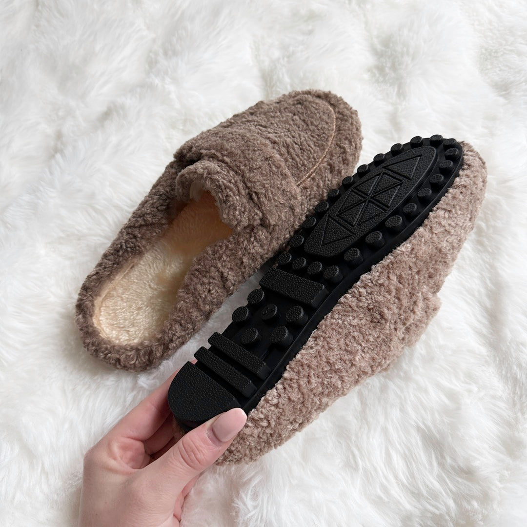 Zapatillas de felpa para mujer de acabado envolvente - Ylva
