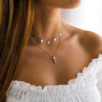 Collar de joyería para mujer cruz central