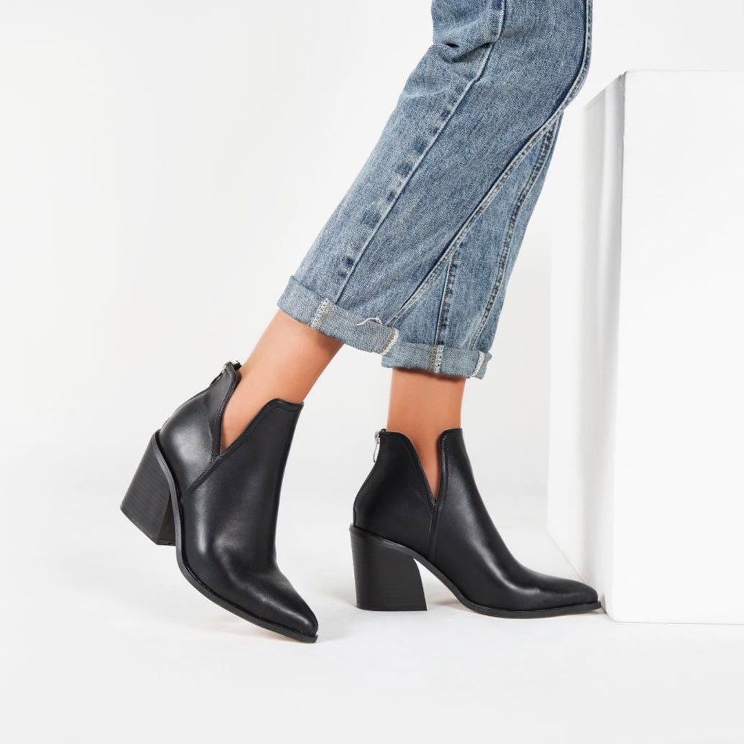 Amelia - Botines retro de piel sintética con puntera de muesca y tacón grueso