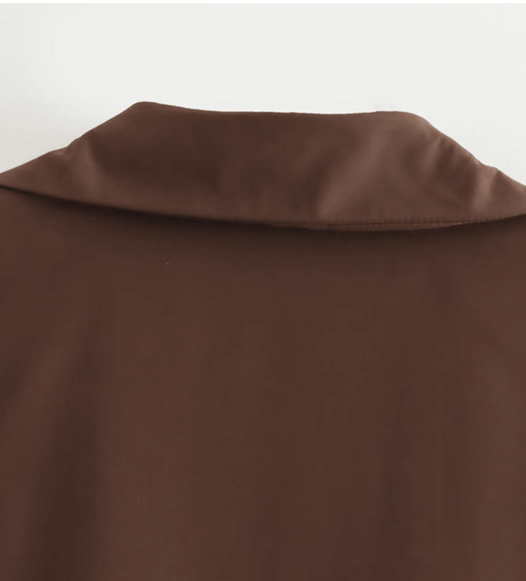 Fara - Elegante blusa envolvente de satén
