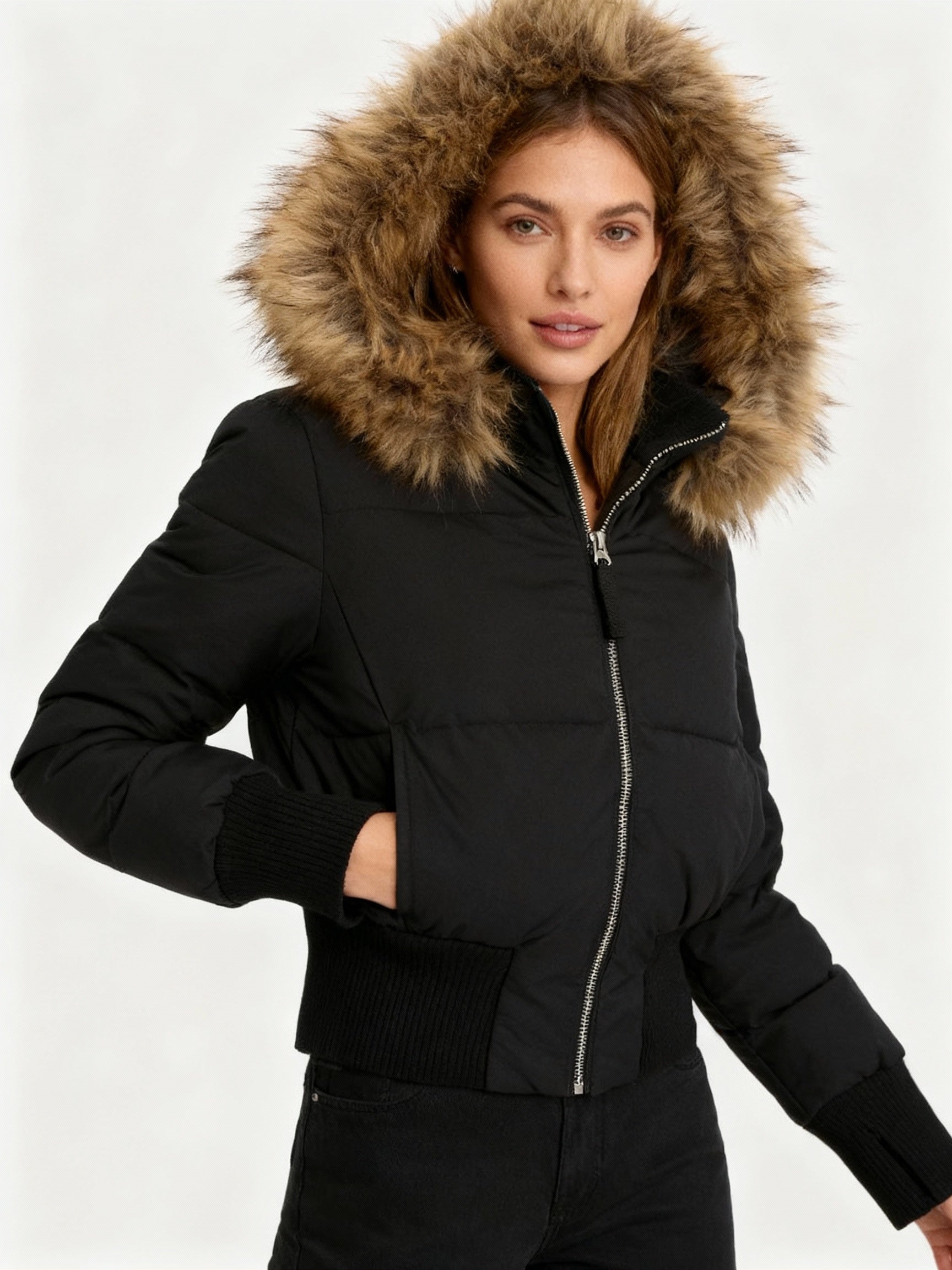 Chaqueta acolchada para mujer de silueta corta - Ragnel